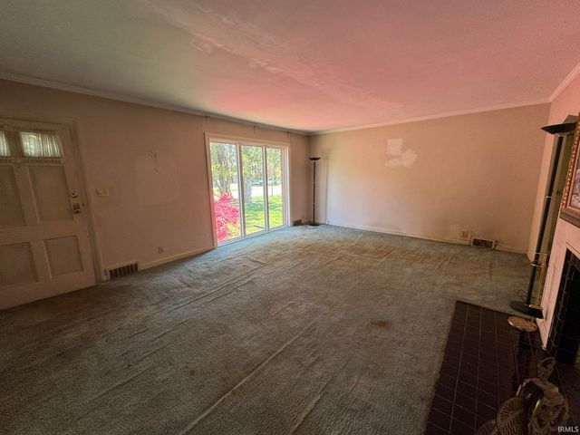 1401 Greenfield Road, Evansville, IN 47715