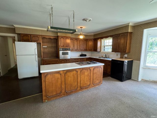 1401 Greenfield Road, Evansville, IN 47715