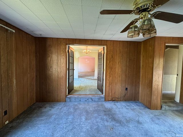 1401 Greenfield Road, Evansville, IN 47715