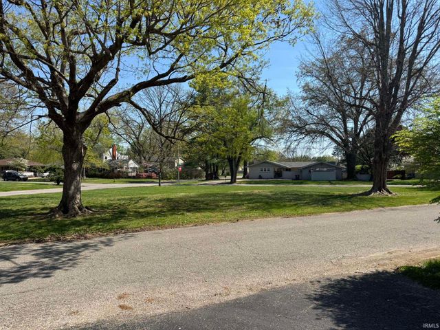 1401 Greenfield Road, Evansville, IN 47715