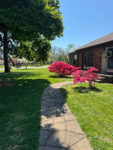 1401 Greenfield Road, Evansville, IN 47715