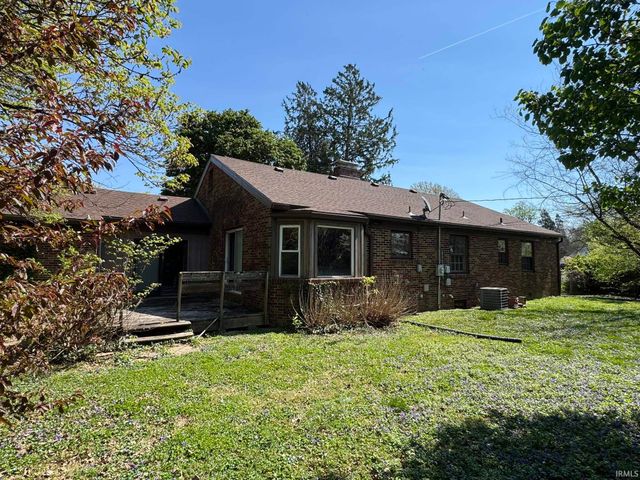 1401 Greenfield Road, Evansville, IN 47715