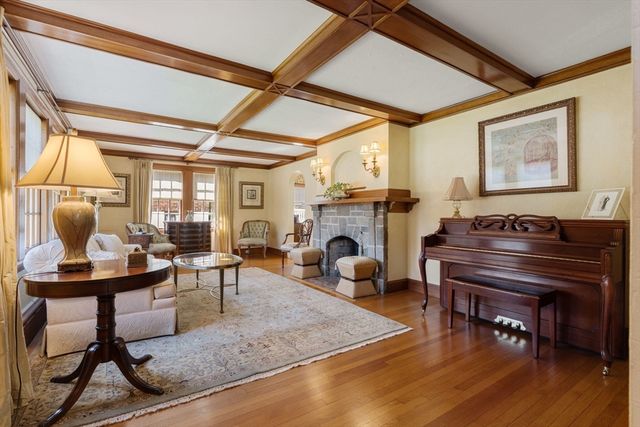 34 Lincoln Street, Belmont, MA 02478