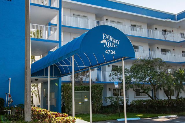 4734 Lucerne Lakes Boulevard E 301, Greenacres, FL 33467