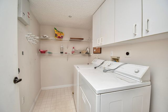 4734 Lucerne Lakes Boulevard E 301, Greenacres, FL 33467