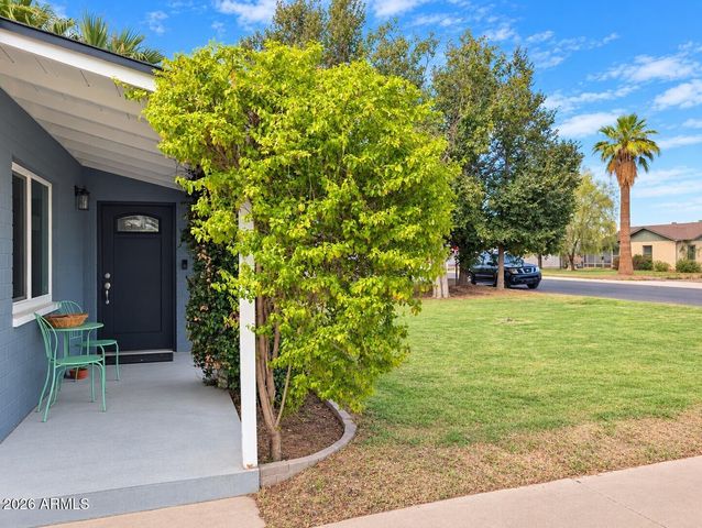 2812 N 24TH Place, Phoenix, AZ 85008