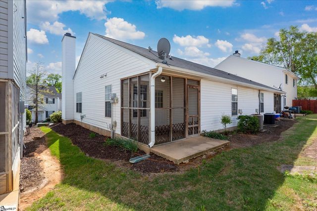 7 Hammett Grove Lane, Greer, SC 29650