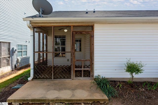 7 Hammett Grove Lane, Greer, SC 29650