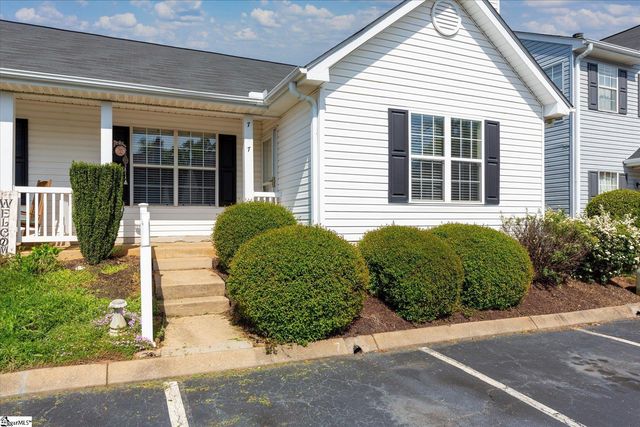 7 Hammett Grove Lane, Greer, SC 29650