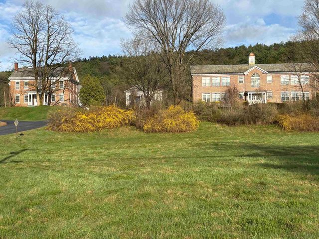 14-15-17-21-25- Westminster Street, Rockingham, VT 05154