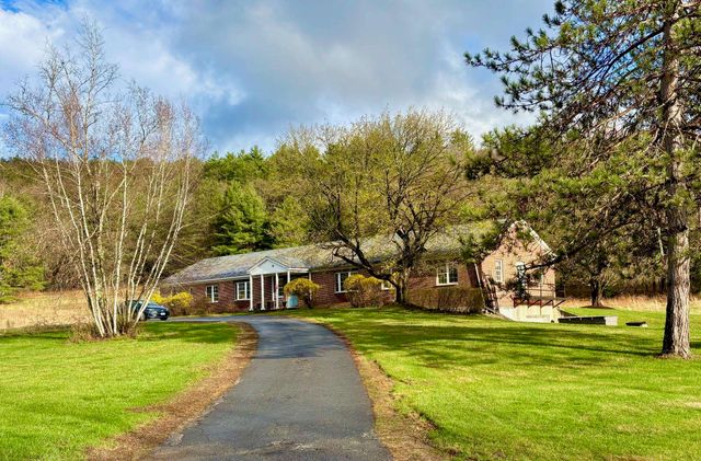 14-15-17-21-25- Westminster Street, Rockingham, VT 05154