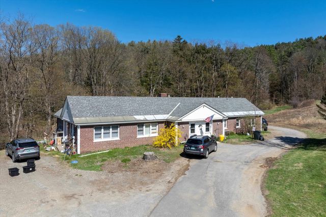 14-15-17-21-25- Westminster Street, Rockingham, VT 05154