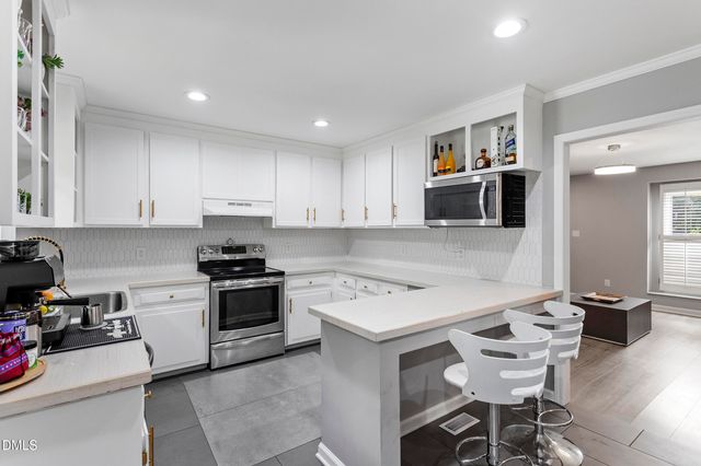 5809 Iris Lake Court, Raleigh, NC 27604