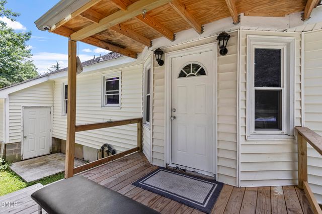 5809 Iris Lake Court, Raleigh, NC 27604