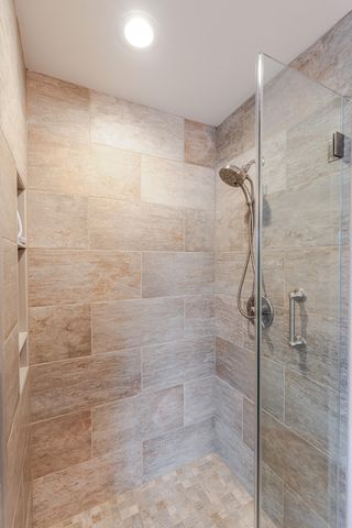 300 Sandpiper Drive, Chesterton, IN 46304