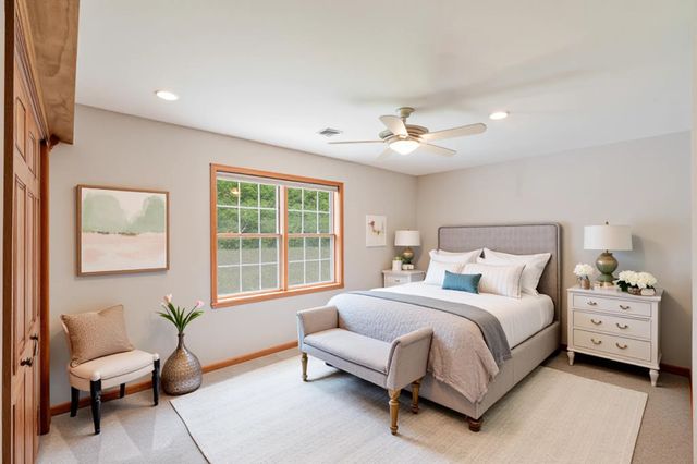 300 Sandpiper Drive, Chesterton, IN 46304
