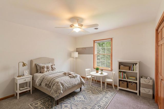 300 Sandpiper Drive, Chesterton, IN 46304