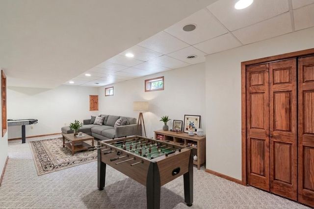 300 Sandpiper Drive, Chesterton, IN 46304