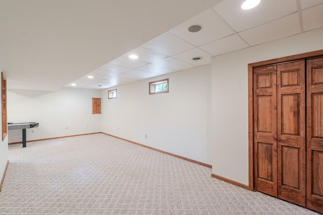 300 Sandpiper Drive, Chesterton, IN 46304