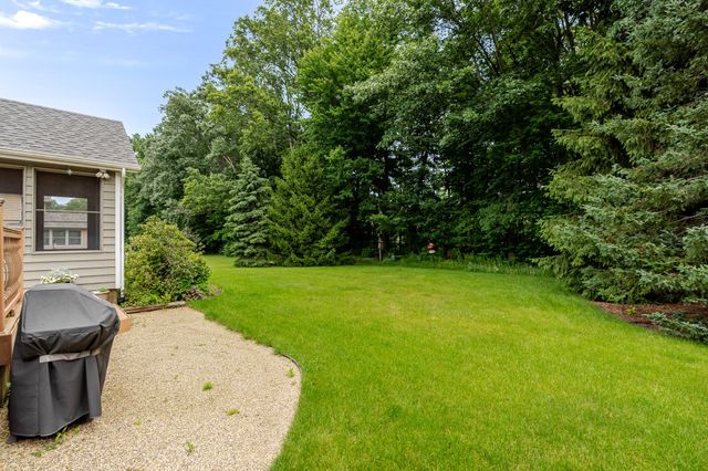 300 Sandpiper Drive, Chesterton, IN 46304
