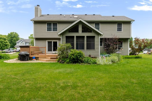 300 Sandpiper Drive, Chesterton, IN 46304