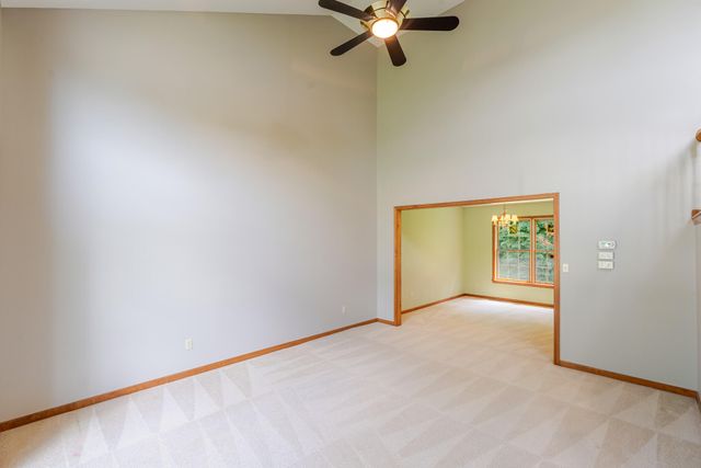 300 Sandpiper Drive, Chesterton, IN 46304