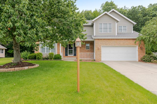 300 Sandpiper Drive, Chesterton, IN 46304