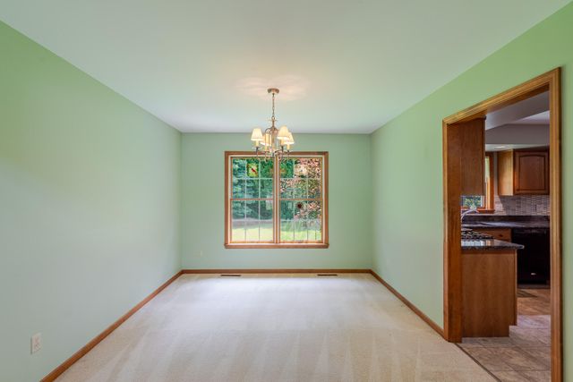 300 Sandpiper Drive, Chesterton, IN 46304