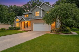 300 Sandpiper Drive, Chesterton, IN 46304