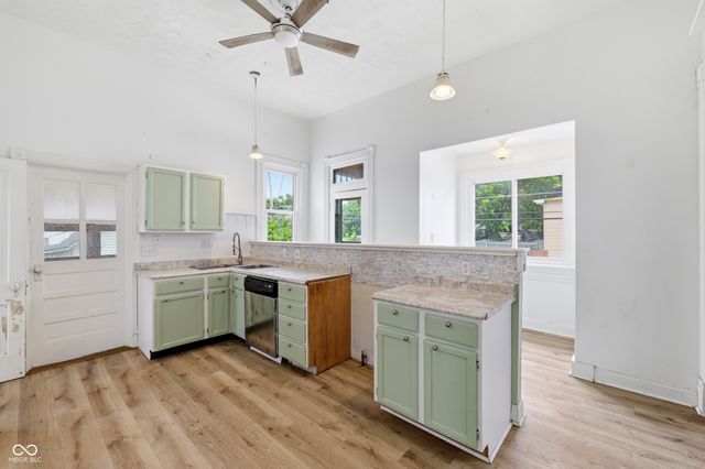 404 W Franklin Street, Shelbyville, IN 46176