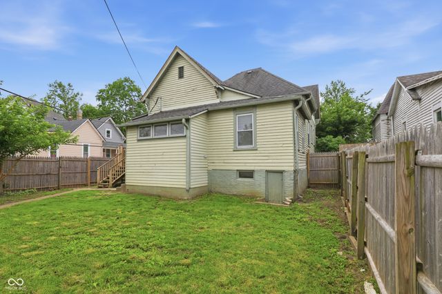 404 W Franklin Street, Shelbyville, IN 46176