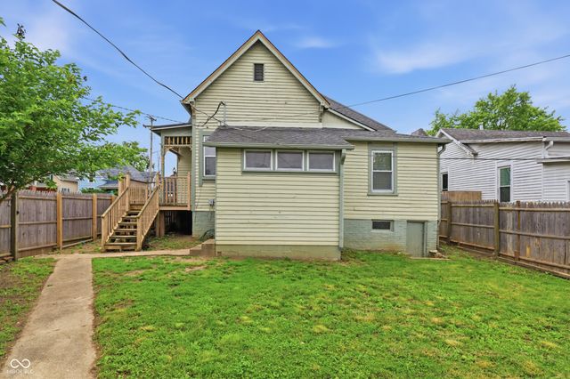 404 W Franklin Street, Shelbyville, IN 46176