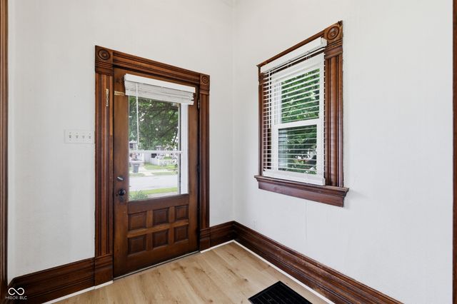 404 W Franklin Street, Shelbyville, IN 46176