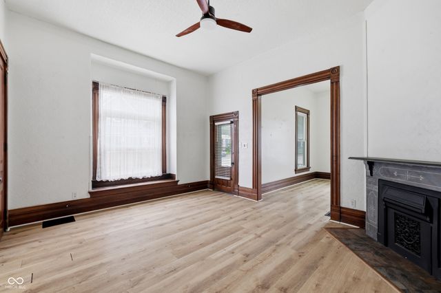 404 W Franklin Street, Shelbyville, IN 46176