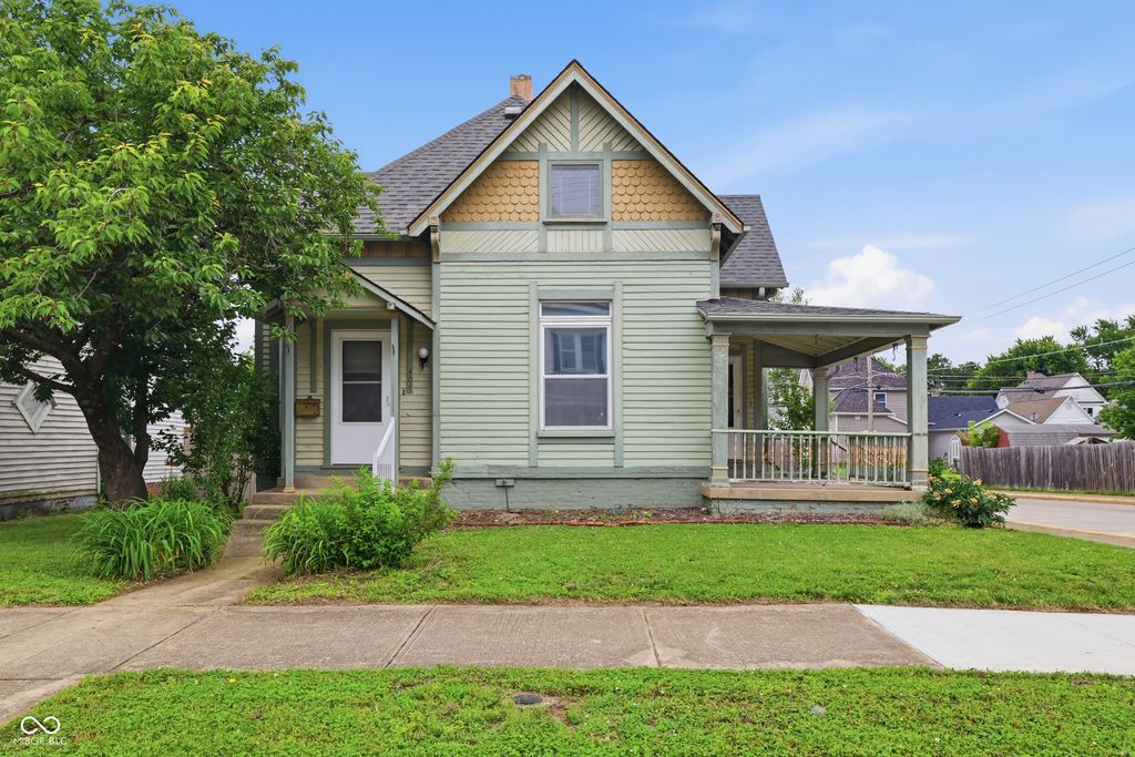404 W Franklin Street, Shelbyville, IN 46176