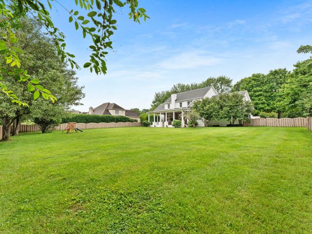 106 Fairways Blvd, N, Tullahoma, TN 37388
