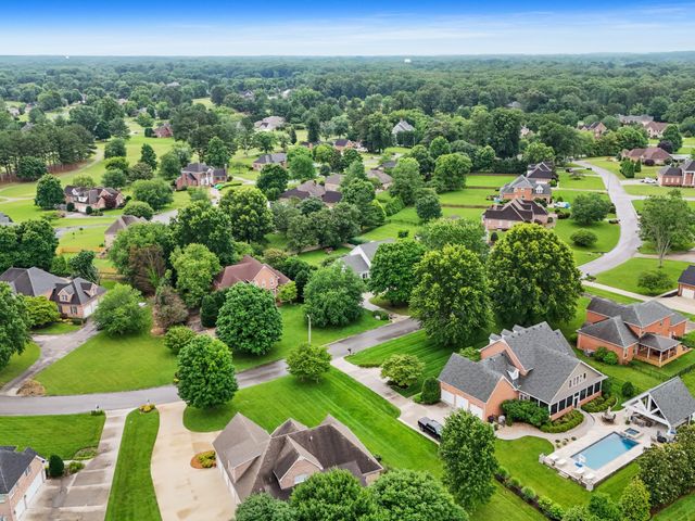 106 Fairways Blvd, N, Tullahoma, TN 37388