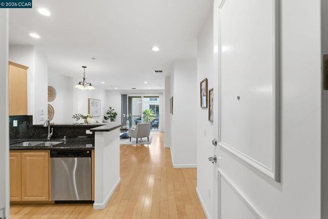 3360 3360 Maguire Way 201, Dublin, CA 94568