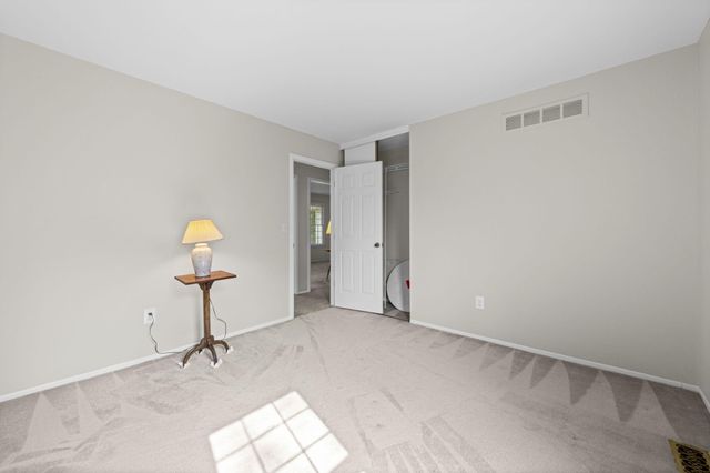 36233 Fredericksburg Road, Farmington Hills, MI 48331