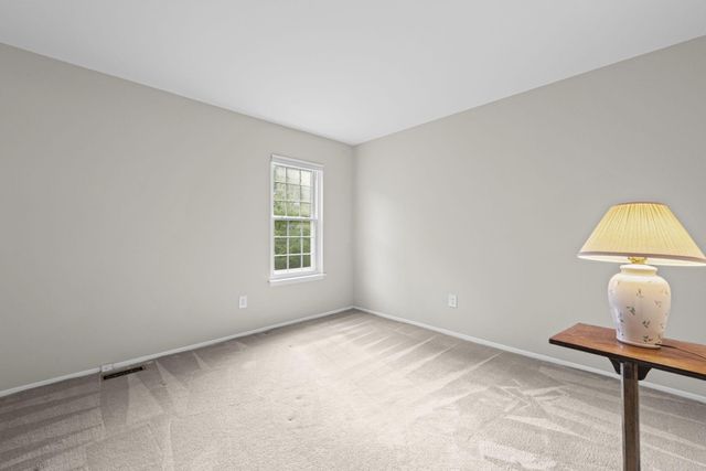 36233 Fredericksburg Road, Farmington Hills, MI 48331