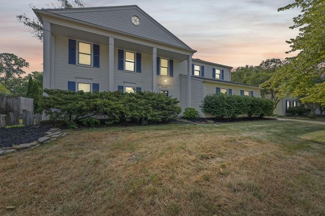 36233 Fredericksburg Road, Farmington Hills, MI 48331