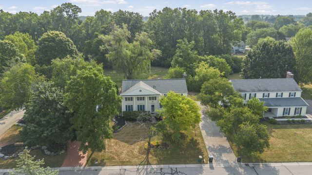 36233 Fredericksburg Road, Farmington Hills, MI 48331