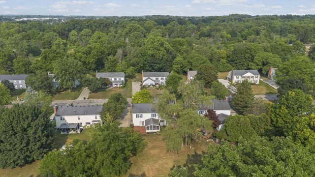 36233 Fredericksburg Road, Farmington Hills, MI 48331