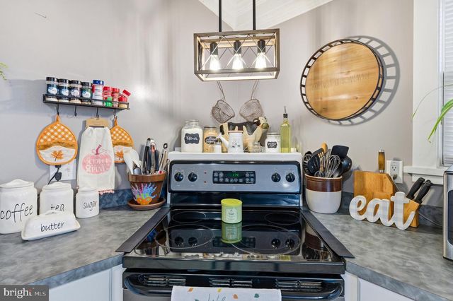 214 CHAPEL RD, Stanley, VA 22851