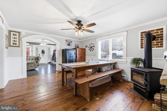 214 CHAPEL RD, Stanley, VA 22851