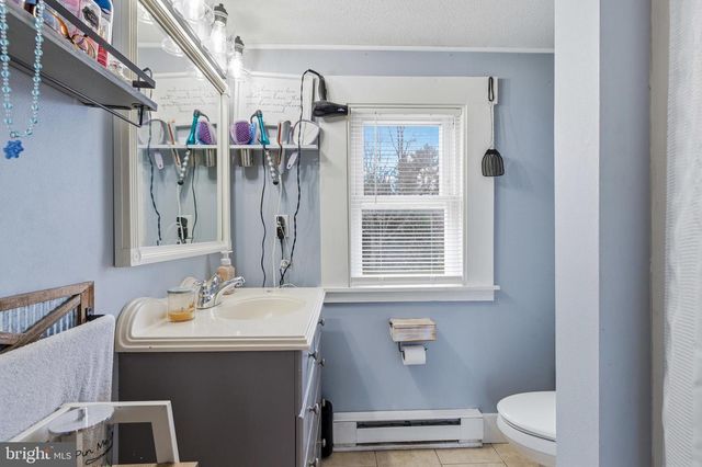 214 CHAPEL RD, Stanley, VA 22851