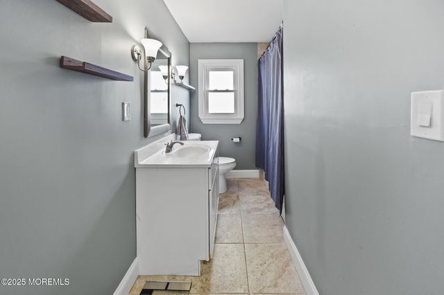 802 E Hickory Drive, Lanoka Harbor, NJ 08734