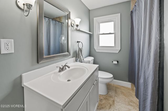 802 E Hickory Drive, Lanoka Harbor, NJ 08734