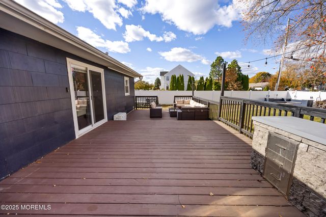 802 E Hickory Drive, Lanoka Harbor, NJ 08734