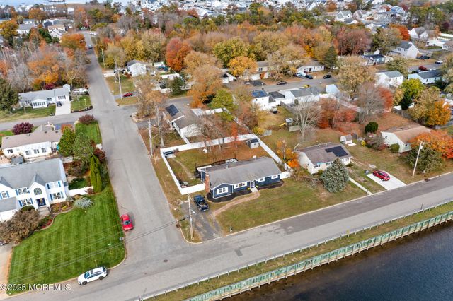 802 E Hickory Drive, Lanoka Harbor, NJ 08734